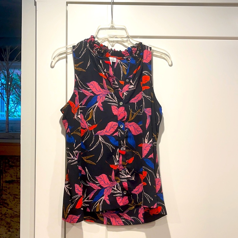 Sleeveless top